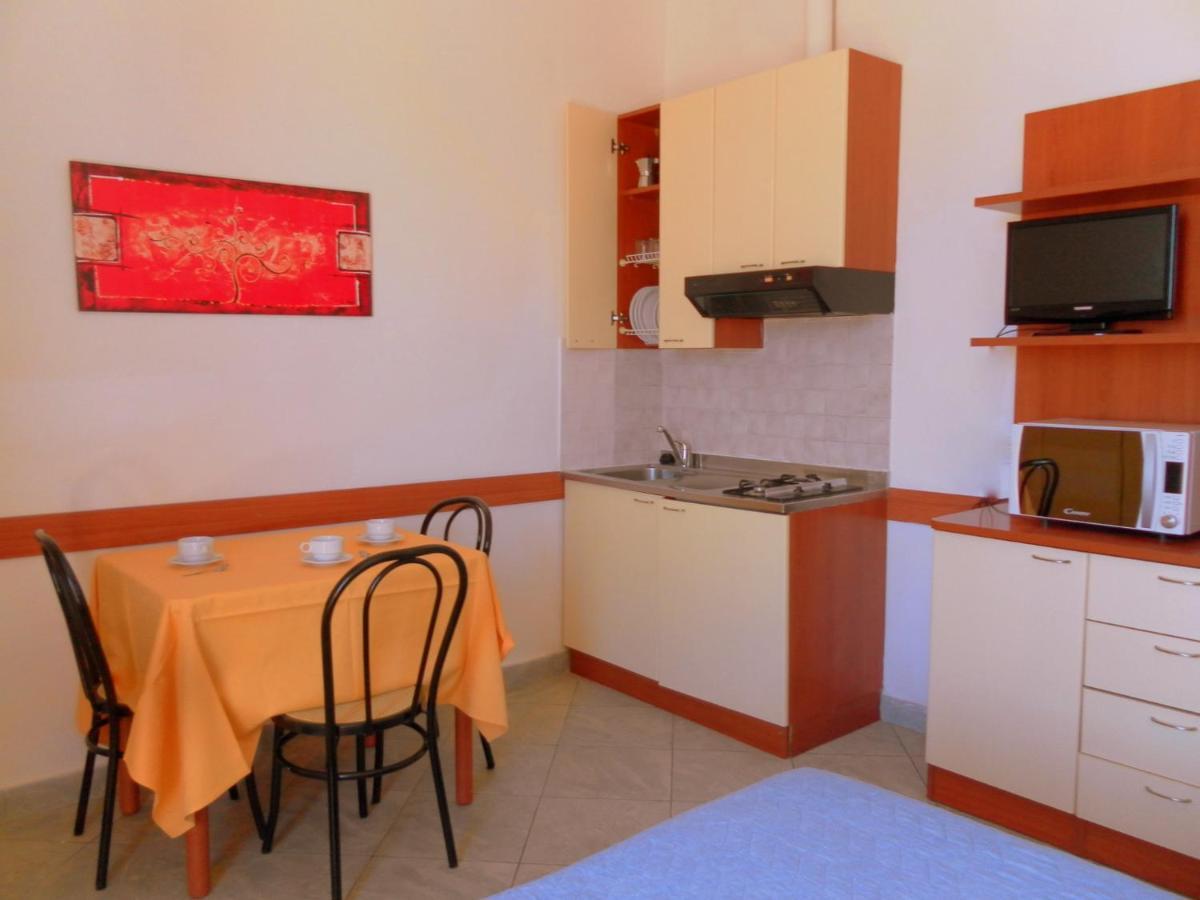 Residence Buena Vista Римини Номер фото