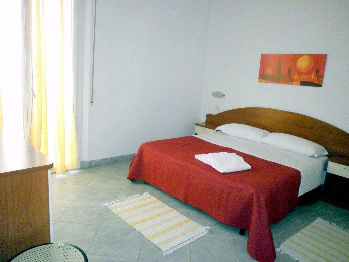 Residence Buena Vista Римини Номер фото