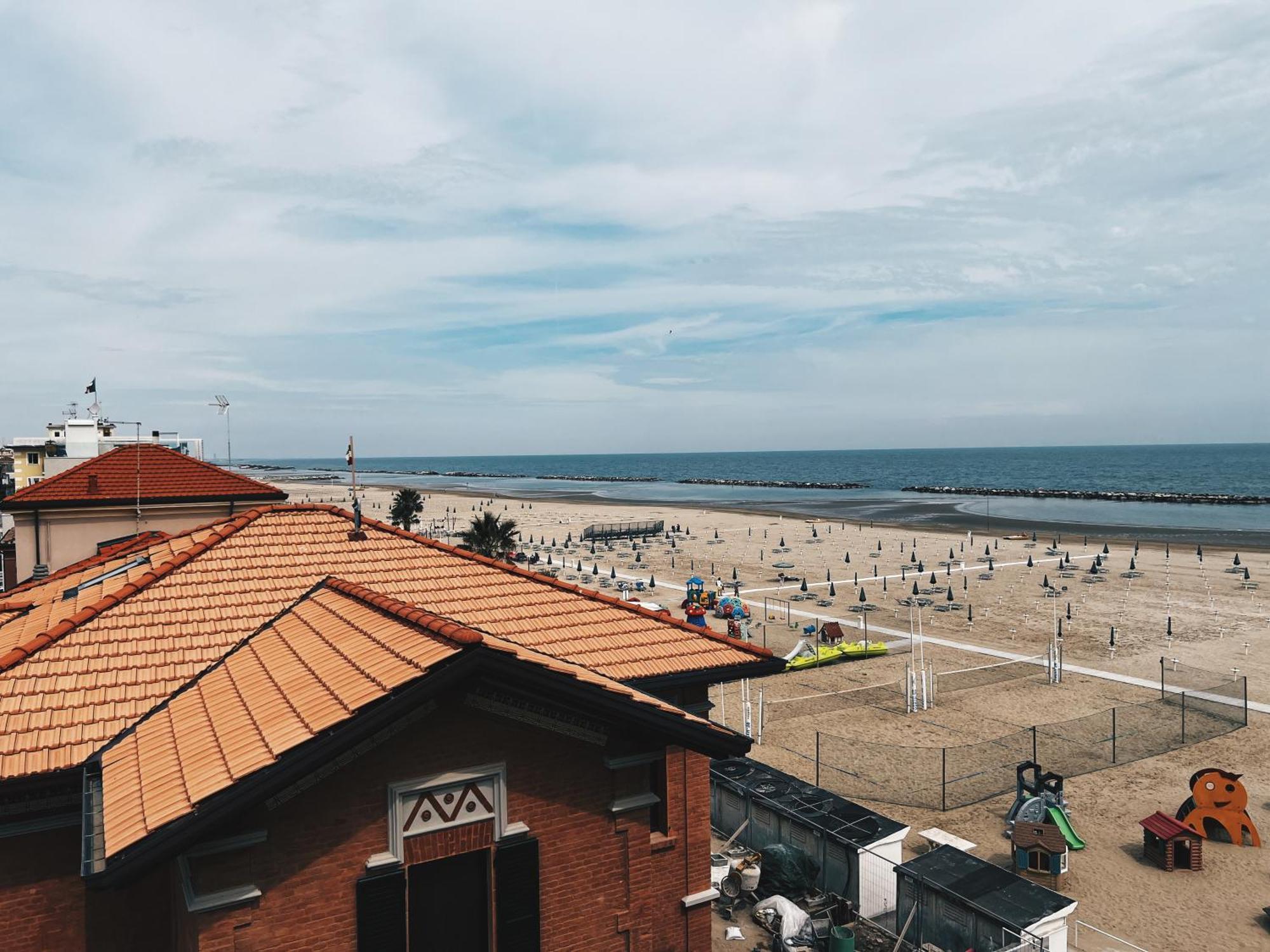 Residence Buena Vista Римини Экстерьер фото